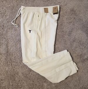 Nike Kobe Pleated Pants Sail /Black Men’s Size Large Oversized NEW